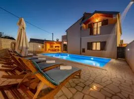 Villa Kamen ZadarVillas
