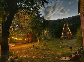 Teo's Cottages, chalupa v destinaci Dedoplis Tskaro