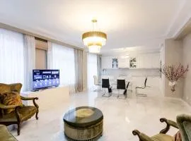 Luxury Landing IV