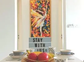D'Pristine 2BR walking to Legoland Netflix by STAY