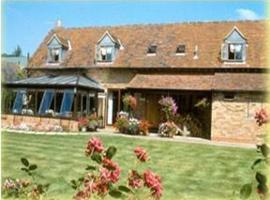 Nolands Farm Bed And Breakfast, hotel v destinaci Oxhill