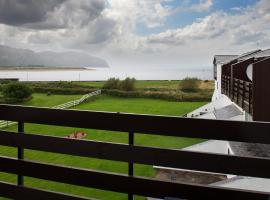 Rivage - Modern Maisonette, hotel in Deganwy