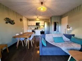 Appartement cosy à Arès - 40 m² - Jardin clôturé