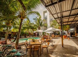 Che Holbox Hostel & Bar Adults Only, hotel en Isla Holbox