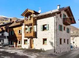 Petalo Rosina's Home