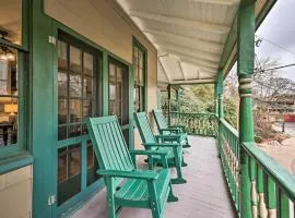 Cozy Eureka Springs Cottage, Walk to Dtwn!