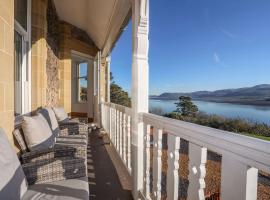 Bryn Mel Manor Straits View, hotelli kohteessa Menai Bridge