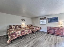 The Regulators Cabin Near Grindstone Lake, hotel di Ruidoso Downs