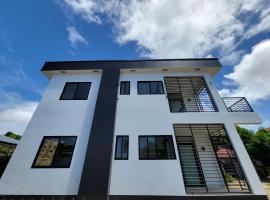 Modern - Wan Pipel with Terrace, holiday rental in Paramaribo