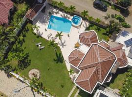 Casa Blanca - White House, hotell med boblebad i Cabarete