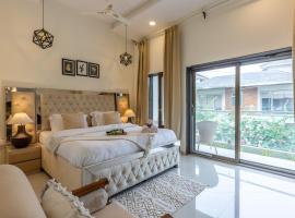 Villa Zorba Candolim - 4BHK- 15 Min from Candolim Beach, Hotel in Velha Goa