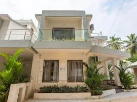 Villa Zorba Candolim - 4BHK- 15 Min from Candolim Beach