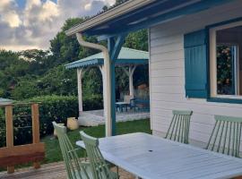 Ocean View Villa, hotel in Le François