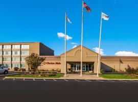 Quality Inn Joliet, khách sạn ở Joliet