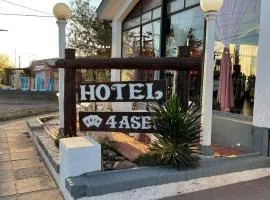 Hotel 4 Ases