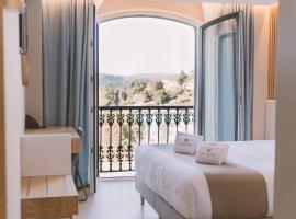 HOTEL CANDOR, three-star hotel in A Lama