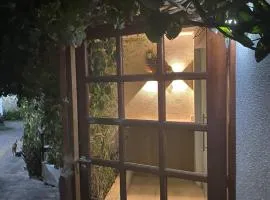 Apartamento com 2 quartos no centro de Pipa