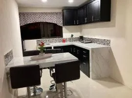 Hospedaje Ana Lu 2, Only 10 minutes from airport