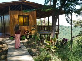Finca Colibri écolodges en nature Costa Rica – tani hotel w mieście Montaña Grande