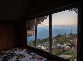 MiakaHillsDarjeeling, cabin in Darjeeling