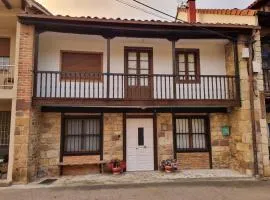 La Jomeruca ,espaciosa casa rural cerca de playa y montaña