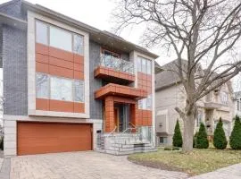 Modern House in Toronto