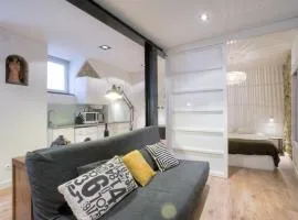 BmyGuest - Castelo Charming Flat