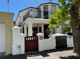 Belmont Guest House, hotell i nærheten av De Waal Park i Cape Town