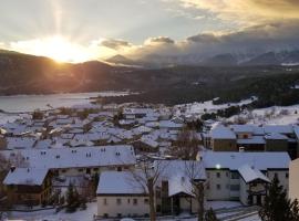 Studio avec loggia Les Angles - Superbe vue sur Lac et Montagnes, hotel sa Les Angles