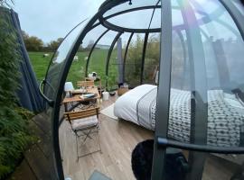 Home Sweet Dôme in Bouillon, khu glamping ở Noirefontaine