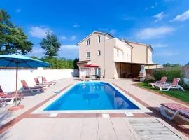 Gruppenferienhaus Villa August