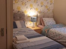 Delightful home stay - Double ensuiteroom., hotel in Glasgow
