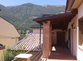 Country-House vista montagna