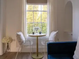 Charming Georgian Apartment
