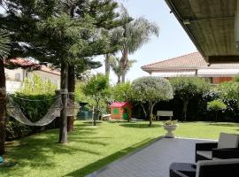 Casa Michelangela, hotel con campo de golf en Mascali