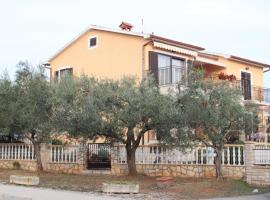 Lily's lovely apartments, hotel v destinaci Fažana