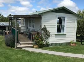 Tui Cottage, acomodação com cozinha em Te Arai
