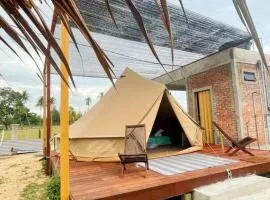 Rembulan Escape - beachfront bell tent (no 1)