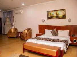 Conference Hotel & Suites Ijebu