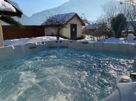 L'Augustine - L'Arm&eacute;laz avec Spa priv&eacute;, hotel spa a Saint Avre la Chambre