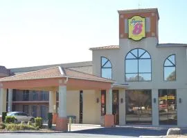 Super 8 by Wyndham Huntersville/Charlotte Area