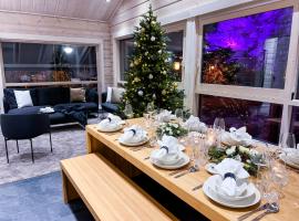 Santa's Luxury Boutique Villa, Santa Claus Village, Apt 2, hotell i Rovaniemi