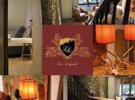 La Légende - Gîte dans un quartier pittoresque, отель в городе Буйон