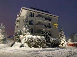 Parklands Hotel & Pool