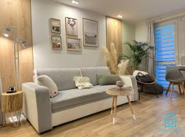 Boho Apartment - 10 Min to Old Town Gdańsk,PKP & Shopping Mall