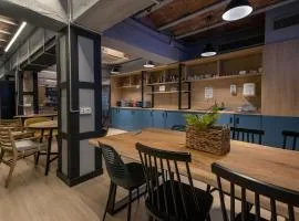 Font Andorra Hostel by Nexta