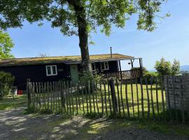 Wye View Lodge, Hay View Lodges, cabin in Hereford