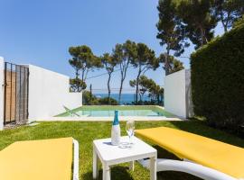 Luxury villa in front of the beach ONA, luxusszálloda Calella de Palafrugellben