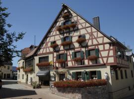 Gasthof Zur Krone, гостевой дом в городе Mitteleschenbach