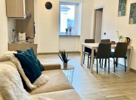 TIME TO ESCAPE, hotel in Tirano